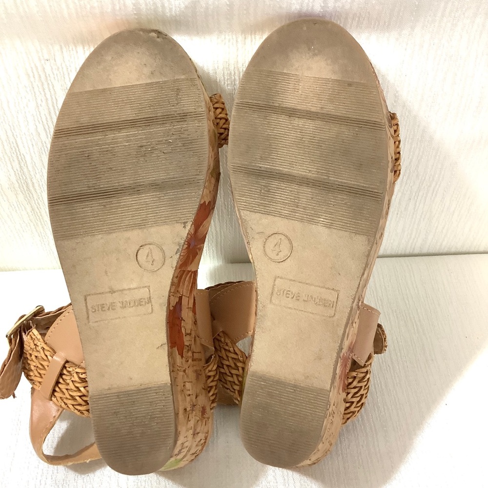 STEVE MADDEN “Buttercup” Printed Cork Wedge Sandals - Picture 8 of 10